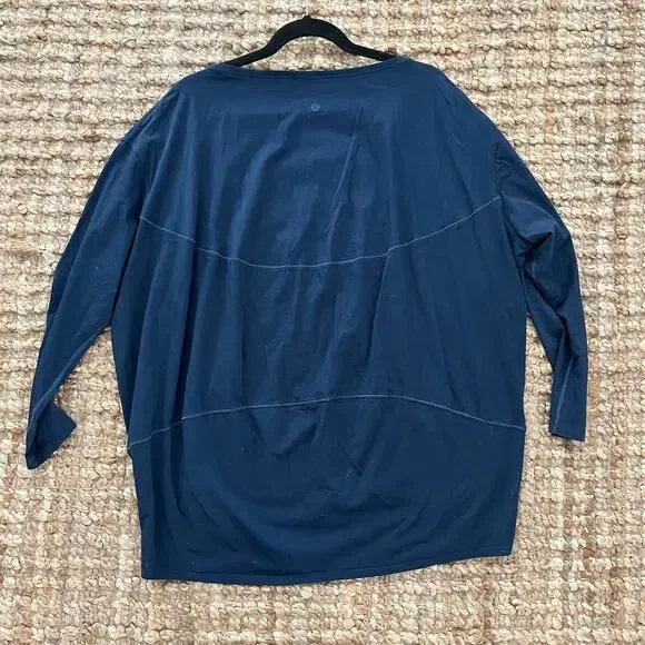 Lululemon Back In Action Long Sleeve True Navy Pima Cotton Oversized Top EUC - Picture 4 of 6